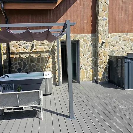 Aparts4u - Kras C209 Z Prywatnym Jacuzzi I Tarasem * Szklarska Poreba